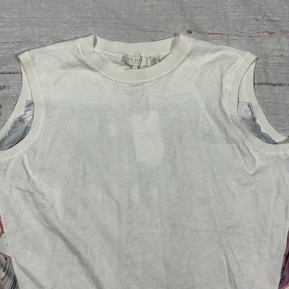 NWT Ted Baker London Clariey Sea of Clouds Back-Pleat Top Size Ted 4/ US 10 - Picture 7 of 15